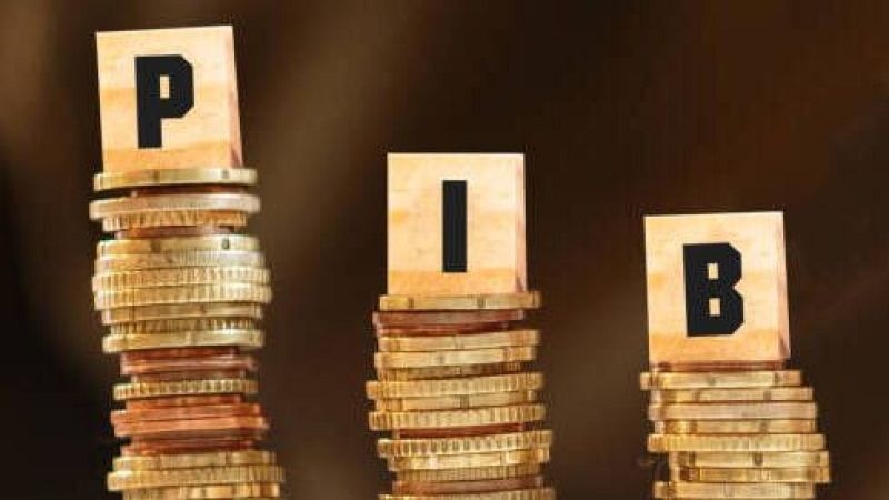 Fin de mes - El PIB y sus correcciones - Escuchar ahora