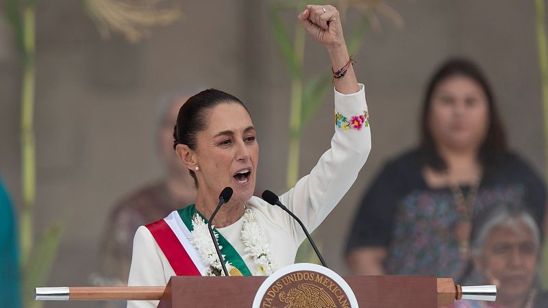 Hora América - Claudia Sheinbaum toma posesión como presidenta de México - 01/10/24