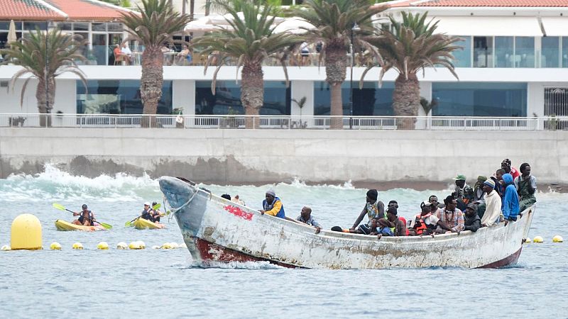 Las mañanas de RNE - Desde CEAR Canarias advierten de que los malos tratos en centros de acogida "no son nuevos"