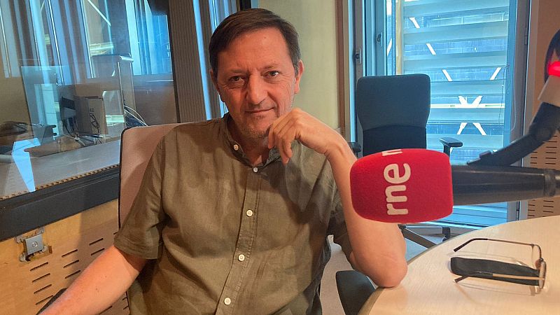 No es un día cualquiera - Ignacio Martínez de Pisón presenta 'Ropa de casa'