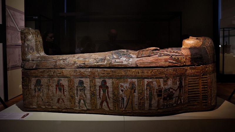 Punto de enlace - El MAN expone un ataúd egipcio de hace 3.000 años, recién restaurado - 11/10/24