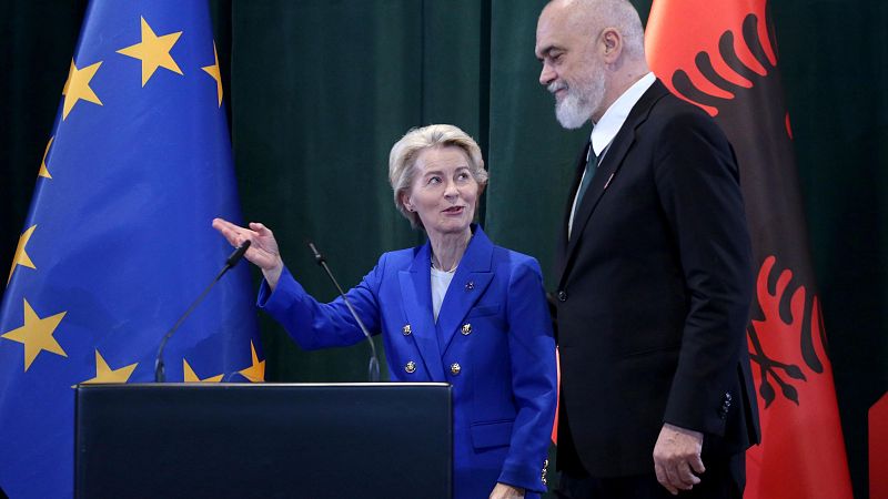 Cinco Continentes - Von der Leyen visita Albania - Escuchar ahora