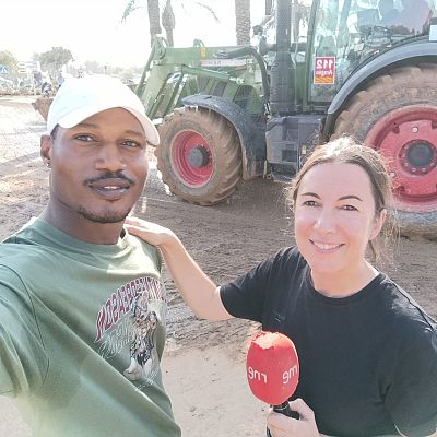 Las Mañanas - RNE se reencuentra en Catarroja con Kunle, que llegó a bordo del Aquarius en 2018 - Escuchar ahora