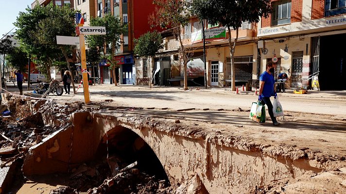 Las mañanas de RNE - Catarroja se centra en limpiar su red de alcantarillado con \"preocupación\" por la previsión de lluvias - Escuchar ahora
