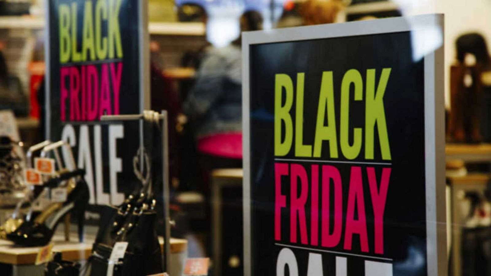 "Noms un 14% dels productes baixen de preu pel Black Friday"