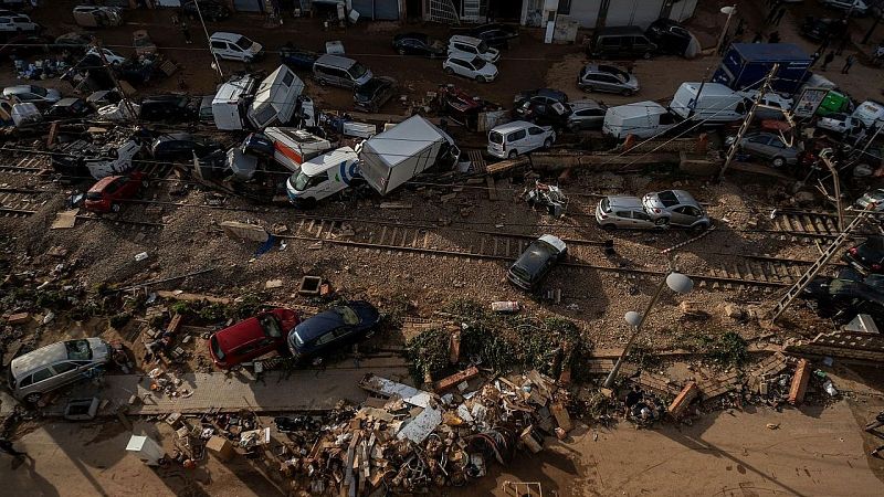 VIVIR EN ZONAS INUNDABLES - Más cerca | Escuchar