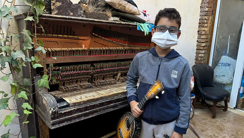 24 horas - Paiporta: la historia del pequeño Joan y su piano