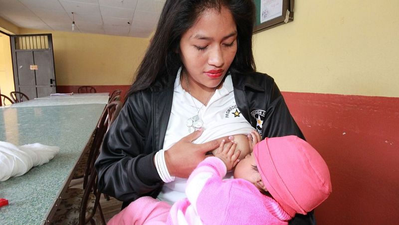 Lletra Lligada – Lactància materna: deslletament natural | Escoltar