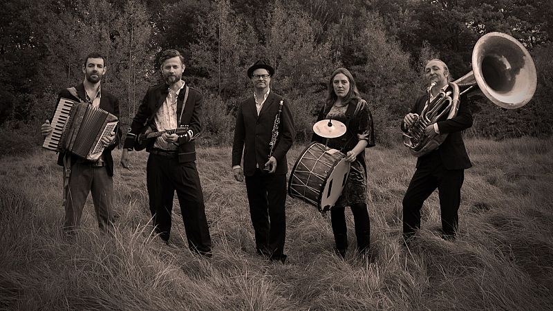 Mil mundos - Balcanes, klezmer y aledaños - 22/11/24