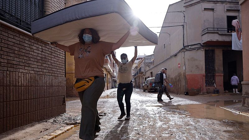 Las mañanas de RNE - Mamen Asencio - DANA: "No estamos en situación de desescalada, todavía necesitamos auxilio"