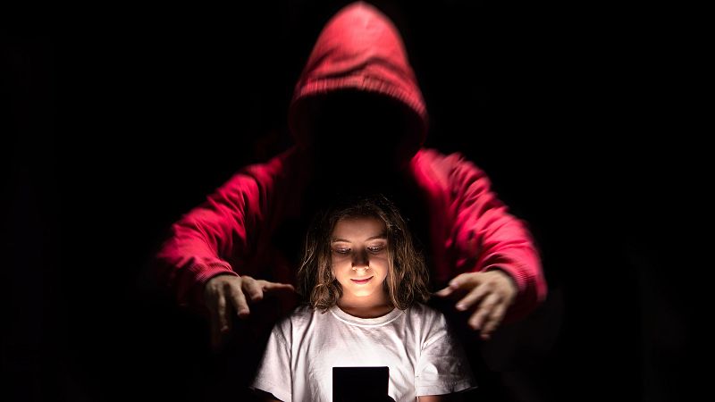 Seguridad del internauta -  Robo físico extorsión WhatsApp - 05/12/2024