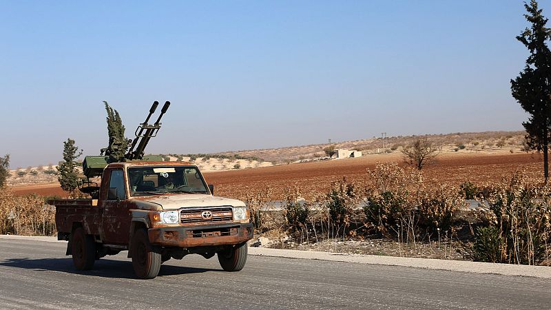 España a las 8 Fin de semana - Los rebeldes sirios ponen fin al régimen de 24 años de Al Asad