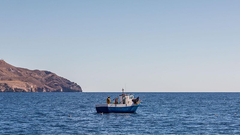 Las Mañanas de RNE con Josep Cuní - La UE propone recortar días de pesca: "Sería la ruina para miles de familias"