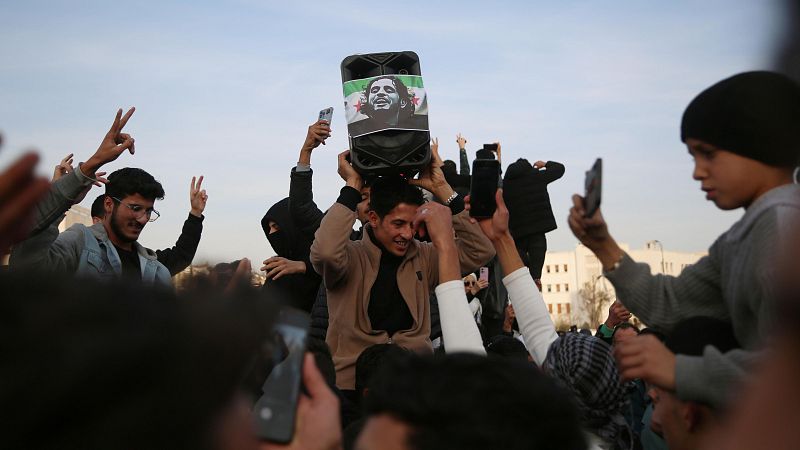 Cinco Continentes - Los sirios celebran el final de la era Assad
