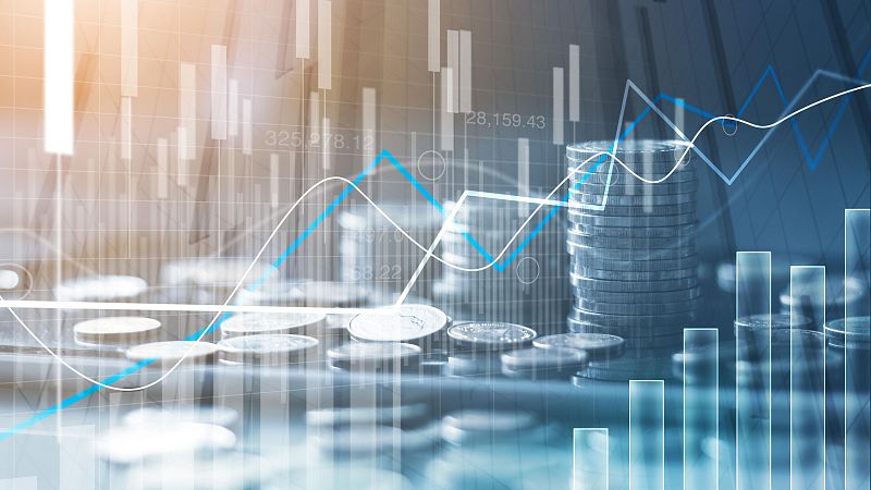 Las Mañanas de RNE - Santiago Carbó: "España tiene una especialización productiva en servicios que está creciendo"