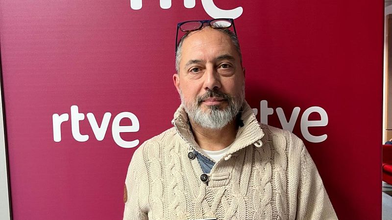 Juan Enrique Soto presenta su libro 'Vivir en el asombro: Memorias de un psicólogo criminalista' - Escuchar ahora