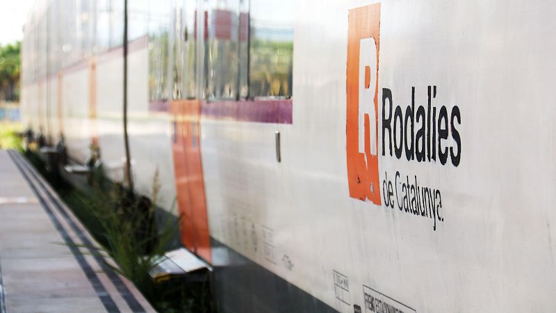 L'Entrellat- Rodalies modifica el servei per obres d'accés a l'Aeroport del Prat del 2 al 4 de gener - L'Entrellat | Escoltar