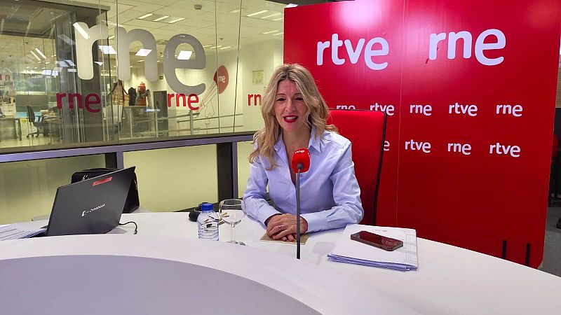 Las mañanas de RNE - Díaz eleva el tono contra Cuerpo por la reducción de la jornada laboral: "O está al lado de los trabajadores o de la patronal"