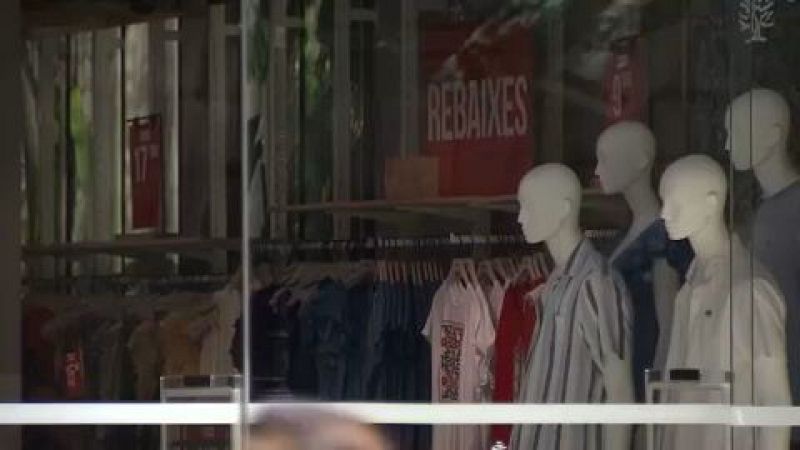 Els comerciants encaren amb optimisme les rebaixes d'hivern després d'una bona campanya de Nadal