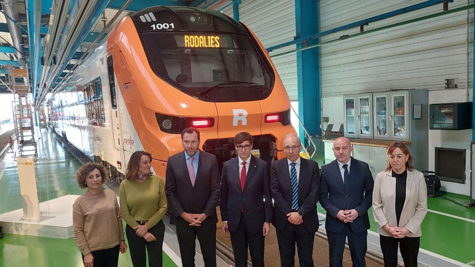 Illa i Puente visiten el primer dels 200 nous trens que fabricarà Alstom