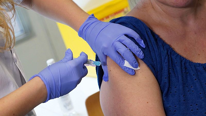 Las mañanas de RNE con Josep Cuní - Vacunarse de la gripe reduce el riesgo de muerte - Escuchar ahora