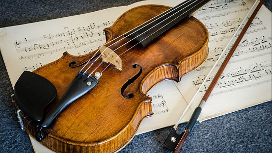 Arqueología musical: recuperar una viola oval del siglo XIII