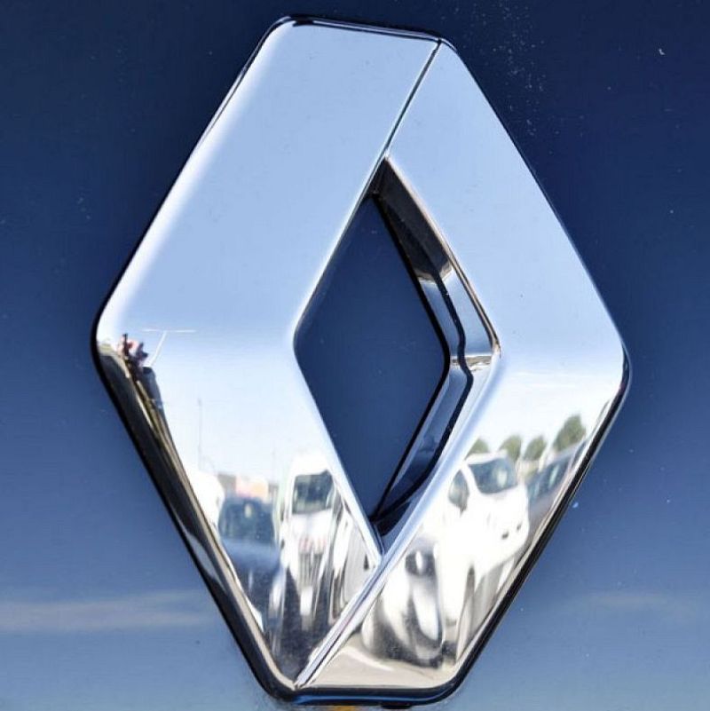 Fin de mes - Renault, el brote verde de la industria europea - Escuchar ahora