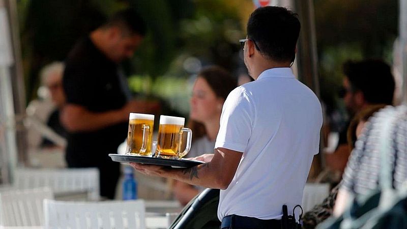 Las tardes de RNE - ¿Cómo afectará la productividad la reducción de jornada? - 27/01/25