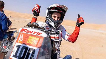 Sandra Gmez, la nica mujer en la categora de motos del Rally Dakar