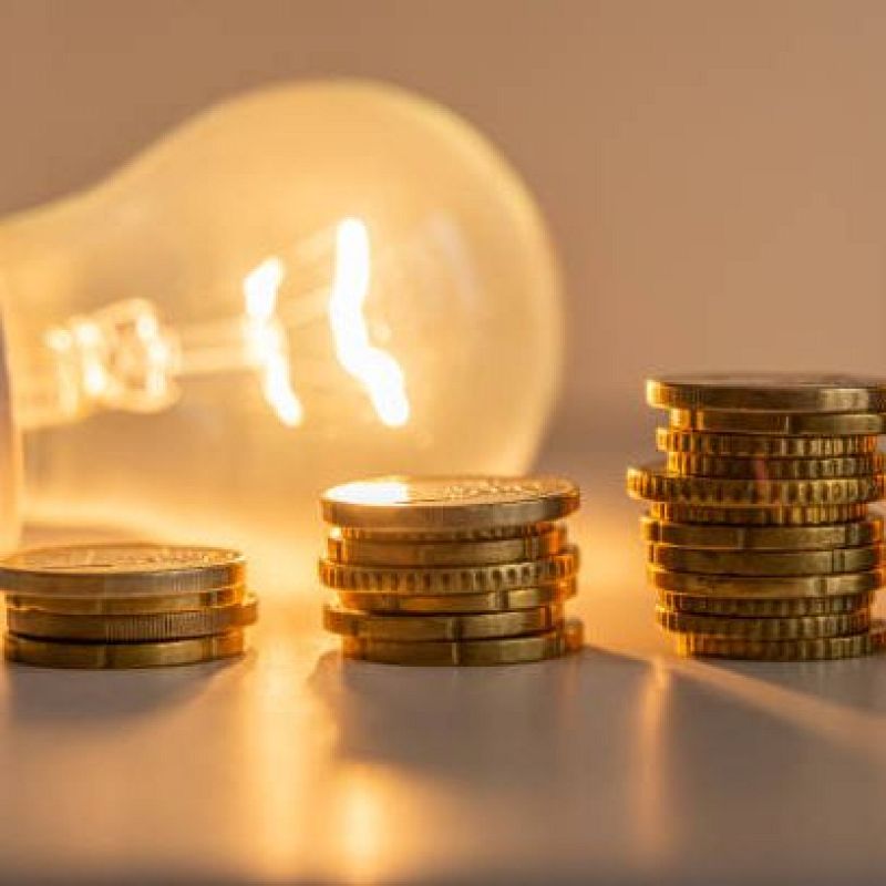 Fin de mes - La luz empuja el IPC al alza - Escuchar ahora