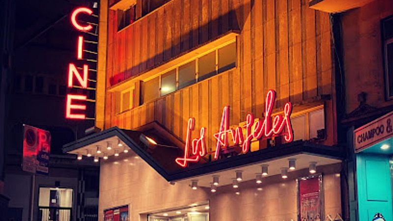 Cambio de turno - El Cine Los Ángeles y la proyección tradicional de películas - Escuchar ahora