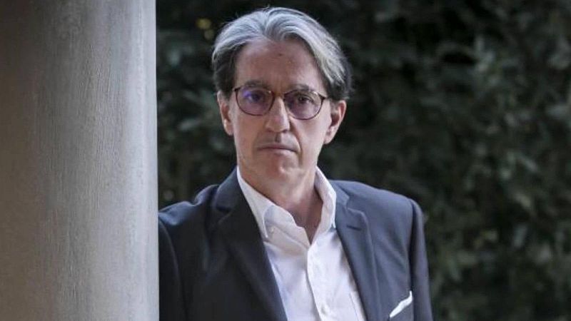 Julián Casanova: "En el siglo XIX España no podía abolir la esclavitud porque muchos comerciantes tenían fuertes intereses" - Escuchar ahora