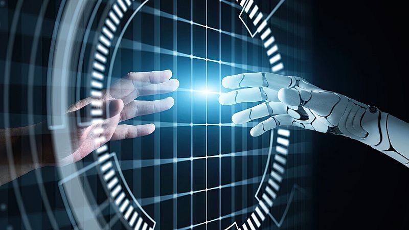 Cruce de cables - Gemelos digitales, un móvil premium y Philip K. Dick