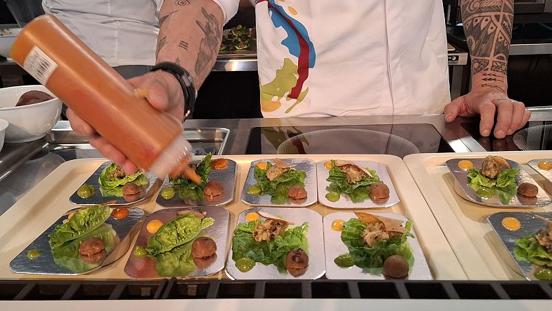 10.000 lugares para viajar con Ángela Gonzalo - Degustando sabores en Madrid Fusión - 15/02/2025 - Escuchar ahora