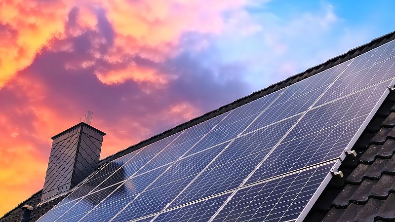 Sostenible y renovable en Radio 5 - Paneles que bajan la factura - 15/02/25 - Escuchar ahora