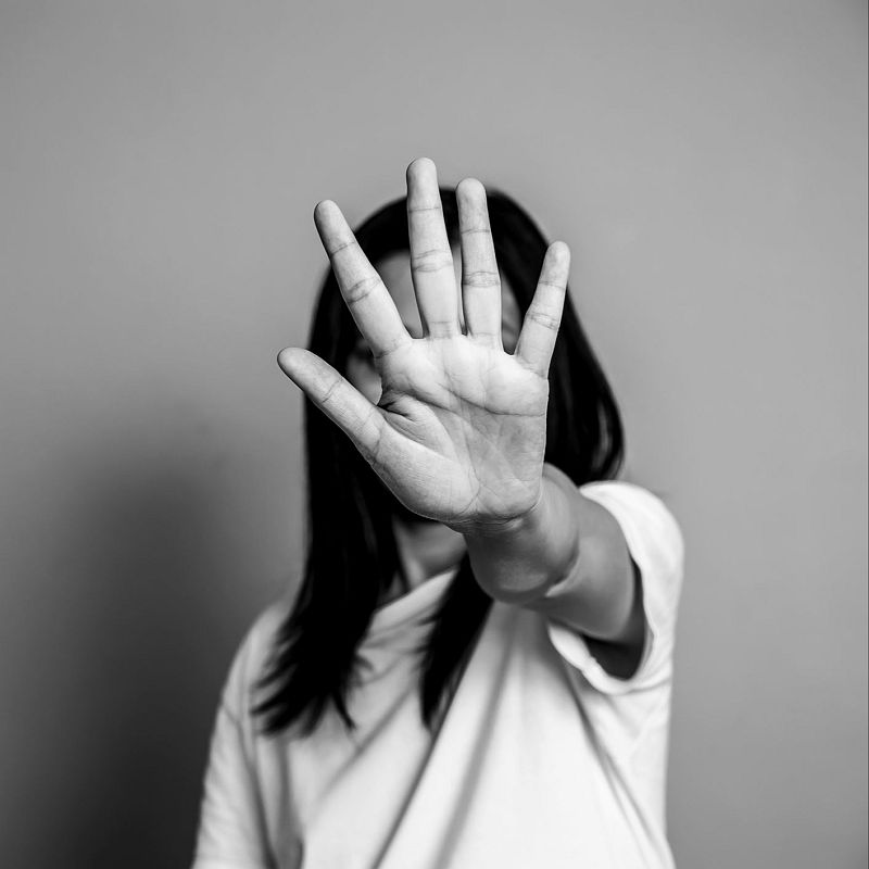 Más cerca - Pacto contra la violencia de género