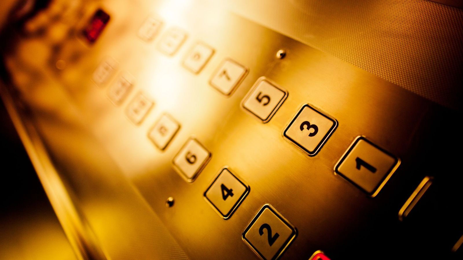 Podría ser peor - True crime con Martha Caballero: Hotel Cecil - Escuchar ahora