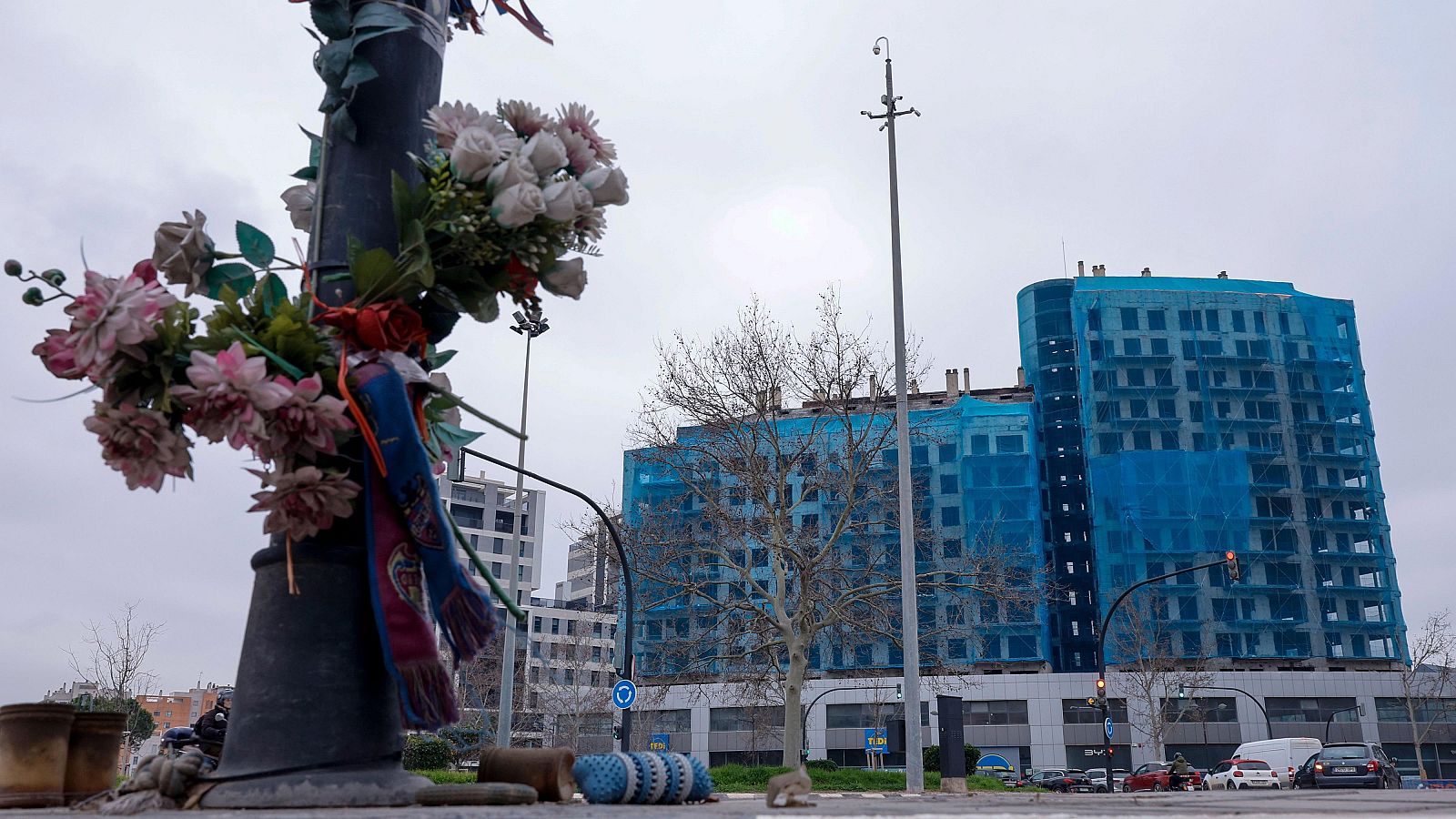 Un año del incendio de Campanar: Qué se ha hecho y qué queda por hacer - Escuchar ahora
