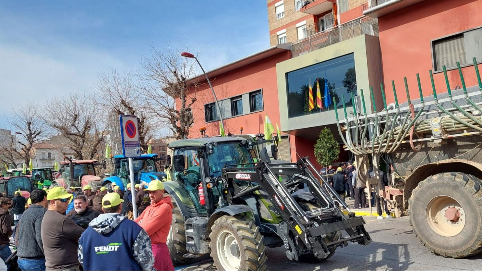 Els pagesos i ramaders rebran 60 milions d'euros més d'ajuts directes d'Agricultura | Pepa Sangenís