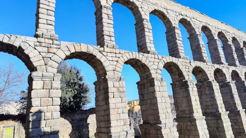 Historias del vino - Cuando Roma trajo el vino a Hispania - 03/03/2025 - Escuchar ahora