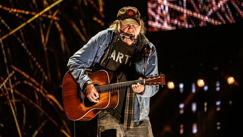 Sin rodeos - El documental más íntimo de Neil Young filmado por su mujer, Daryl Hannah - 04/03/2025 - Escuchar ahora