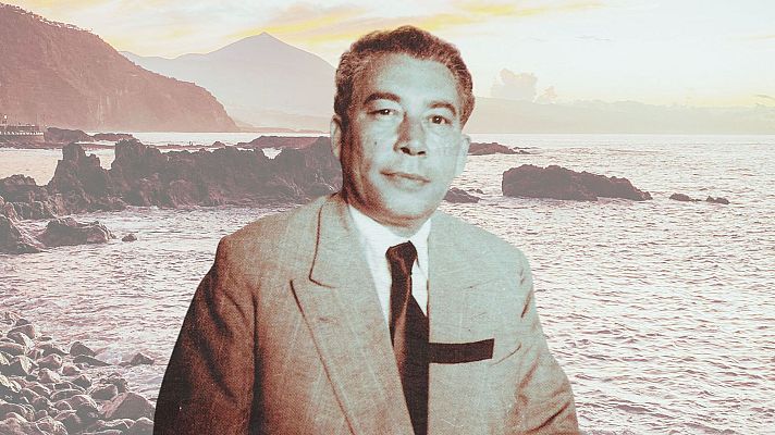 Retrato de Pedro García Cabrera con traje claro y corbata oscura, ante un paisaje costero.  Imagen relacionada con un programa de radio que presenta sus poemas.