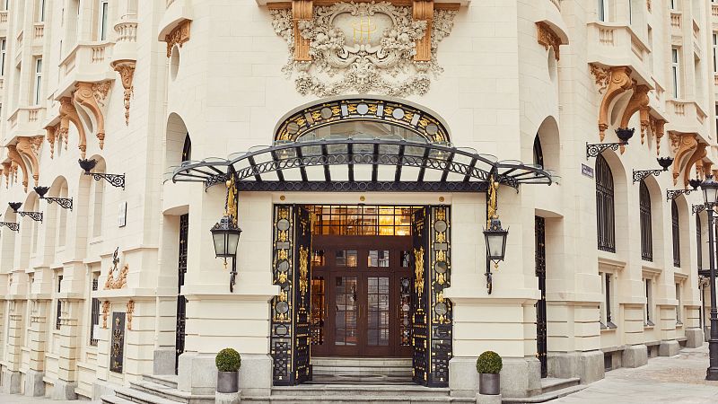 Conocemos la 'cara B' de la semana con Juan Carlos Soriano: "Tarzán en el Palace" - Escuchar ahora