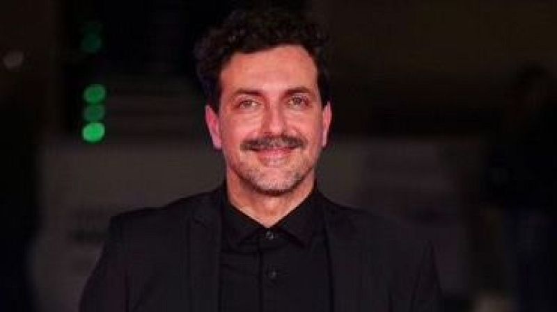 Una chica de cine: "Hate songs" de Alejo Levis - Escuchar ahora