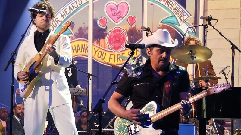 Sin rodeos - Brad Paisley y Dawes unen sus fuerzas - 12/03/2025 - Escuchar ahora