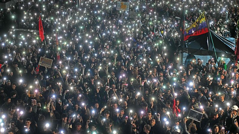 Reportajes 5 continentes - Los estudiantes serbios lideran las protestas contra el presidente Vucic - Escuchar ahora