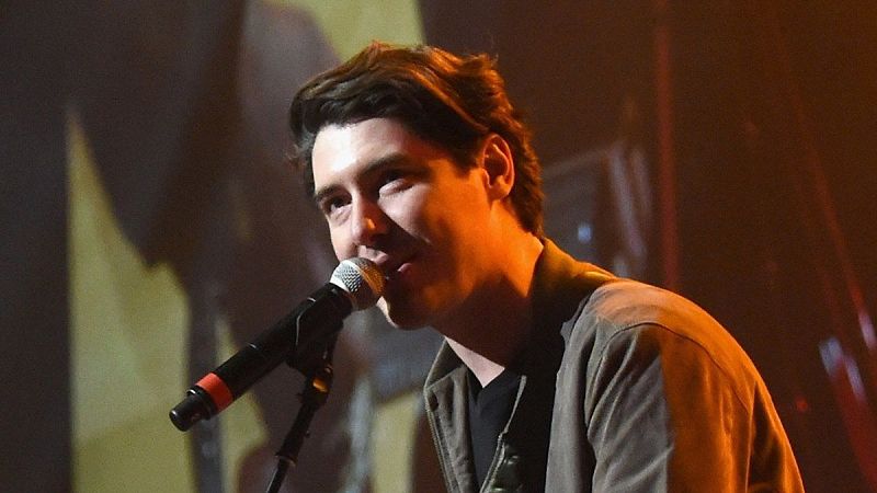 Sin rodeos - James Dupré reivindica su propia voz en un nuevo EP - 14/03/2025 - Escuchar ahora