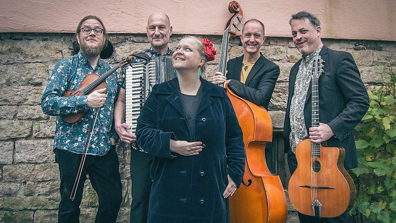 Mil mundos en Radio 5 - Uusikuu - 17/03/25 - Escuchar ahora