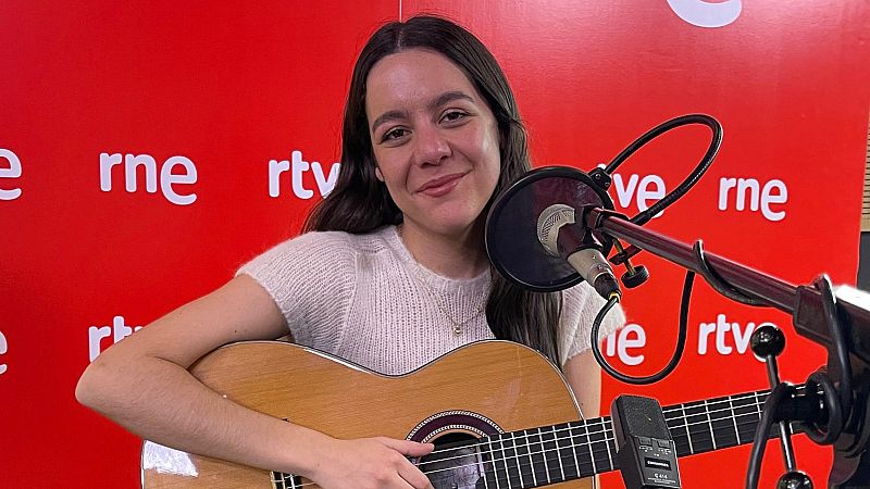 Las Mañanas de RNE - Mamen Asencio - Valeria Castro: "La música me salva y me sana" - Escuchar ahora
