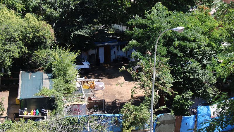 L'Ajuntament de Barcelona inicia els tràmits per desallotjar l'assentament de Vallcarca